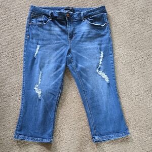 1822 Denim Women's Capris, Size 14